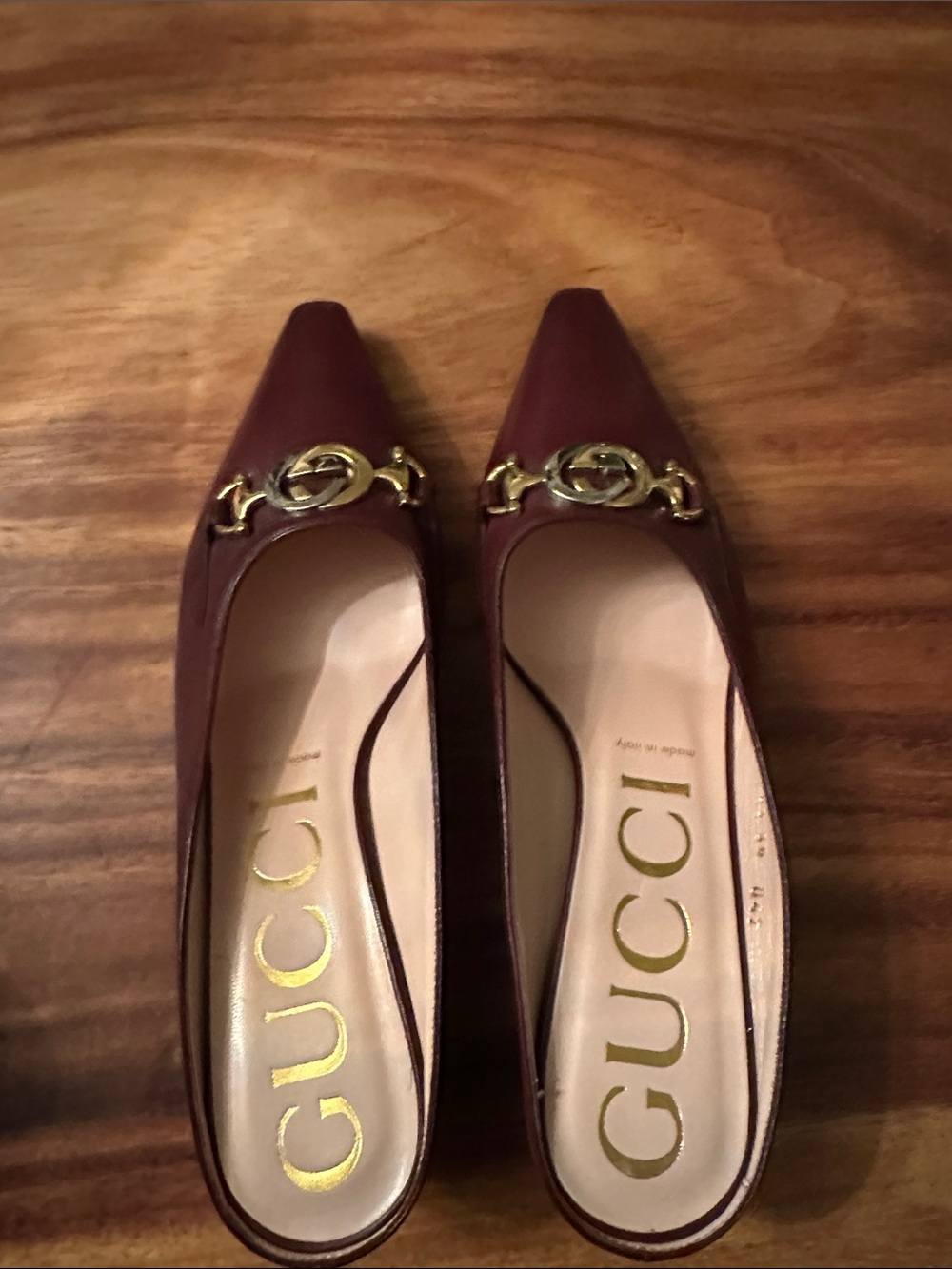 Gucci Burgundy Leather Kitten Heel Mules with Gold Hardware - Picture 2 of 9